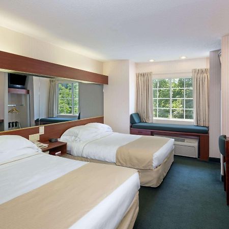 Microtel Inn & Suites By Wyndham Matthews/Charlotte Экстерьер фото