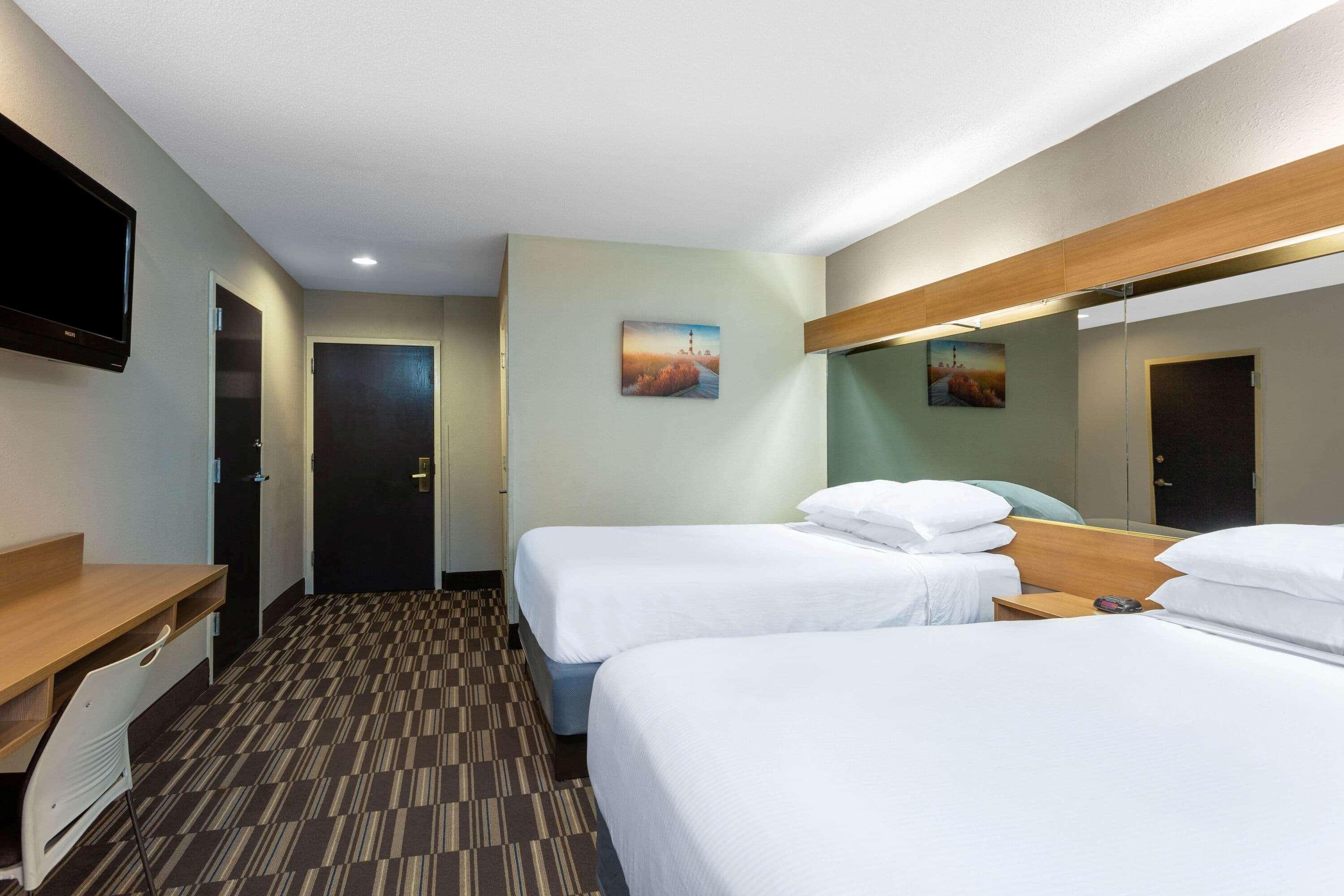 Microtel Inn & Suites By Wyndham Matthews/Charlotte Экстерьер фото