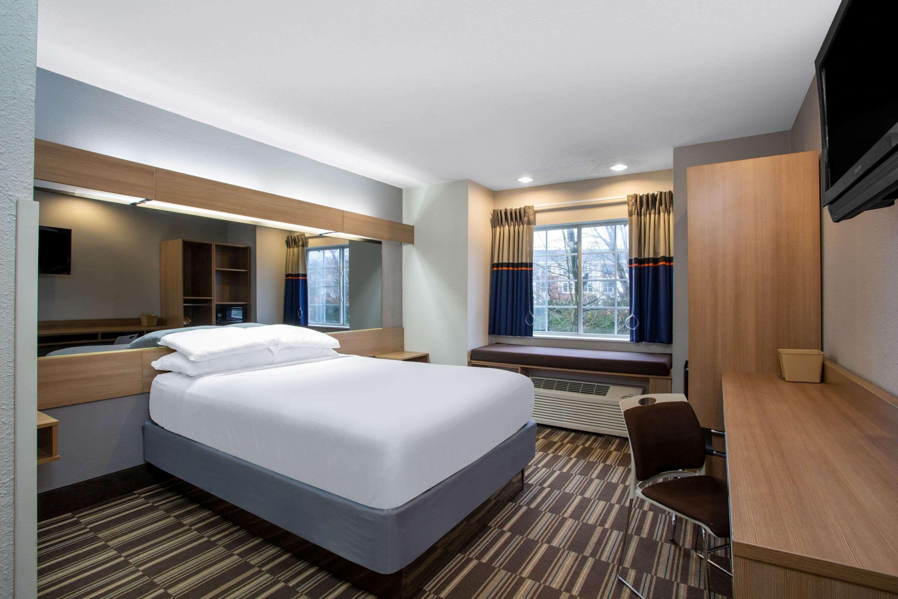 Microtel Inn & Suites By Wyndham Matthews/Charlotte Экстерьер фото
