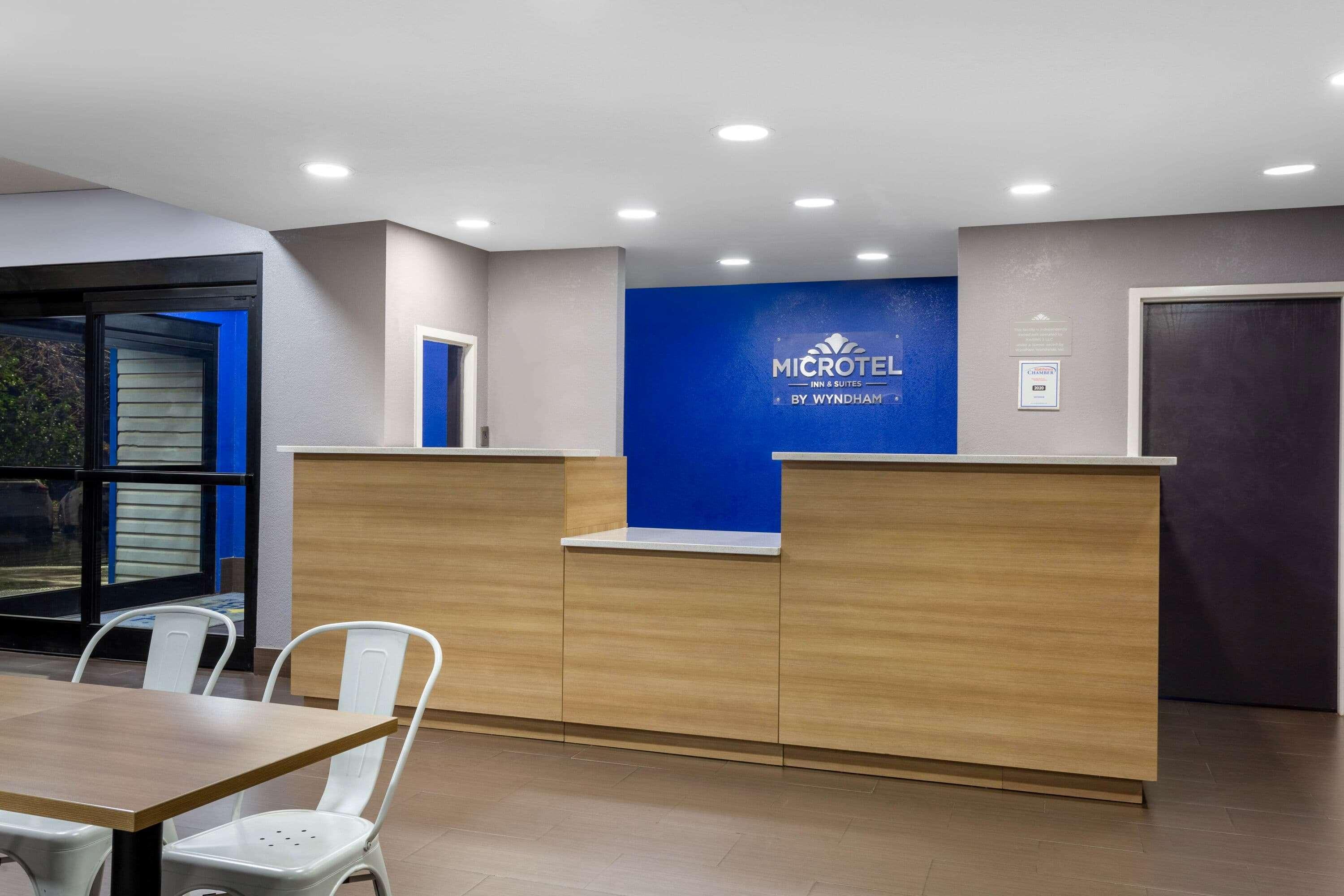 Microtel Inn & Suites By Wyndham Matthews/Charlotte Экстерьер фото